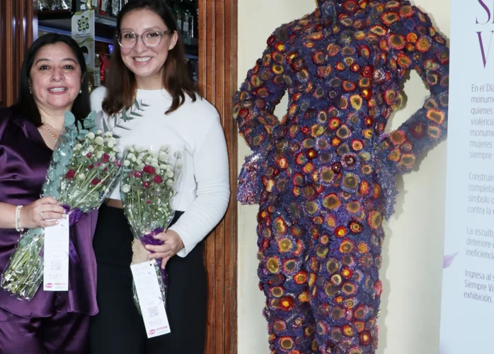 Homenaje a mujeres víctimas de la violencia Por medio de una escultura  floral “Siempre Vivas”