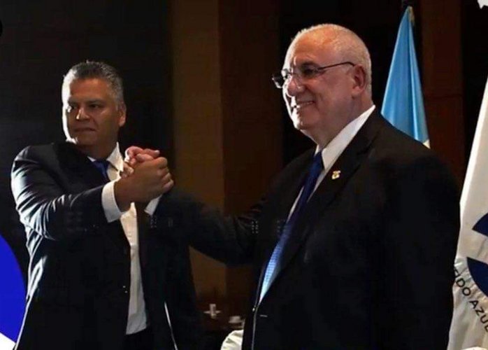 Partido Azul proclama a Isaac Farchi y Mauricio Saldaña como su binomio presidencial