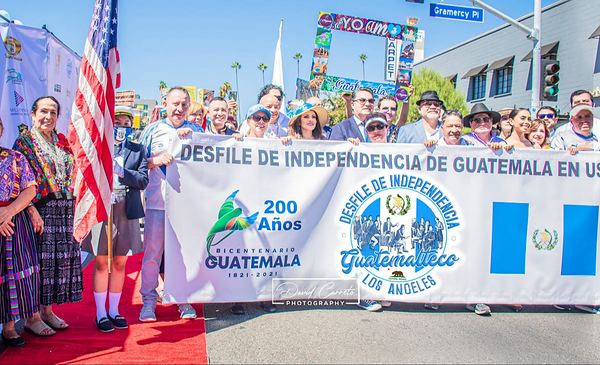 Todo listo para el Desfile guatemalteco de Independencia en Los Ángeles